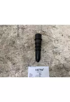 CUMMINS 3030445 Fuel Injector