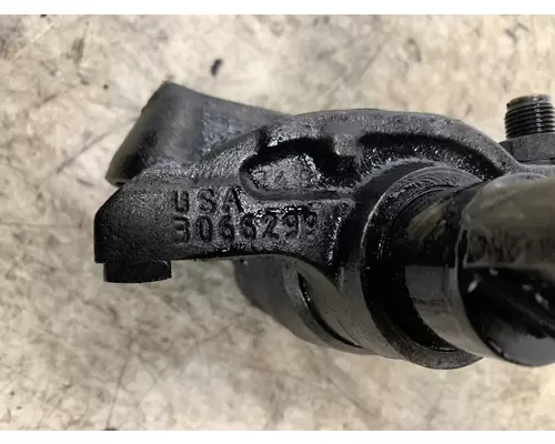 CUMMINS 3066299 Rocker Arm