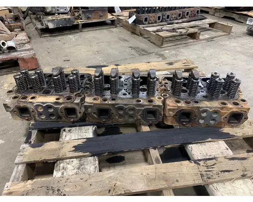 CUMMINS 3078360 Cylinder Head