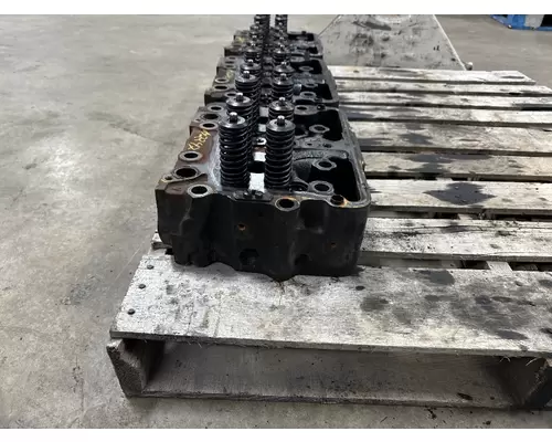 CUMMINS 3078360 Cylinder Head