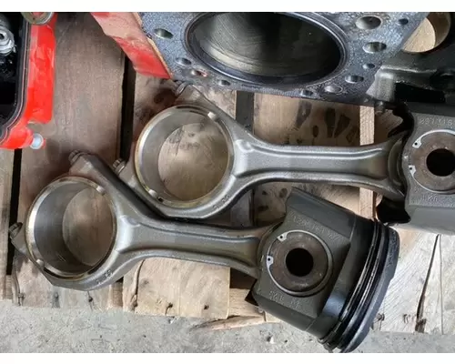 CUMMINS 320 Connecting Rod