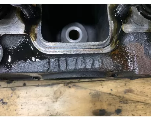 CUMMINS 3417629 Cylinder Head