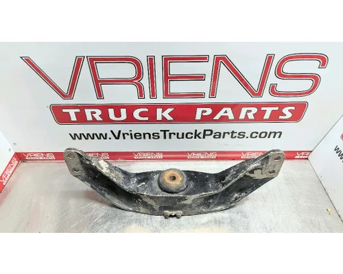 CUMMINS 348 Engine Mounts