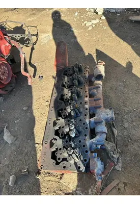 CUMMINS 365 Cylinder Head