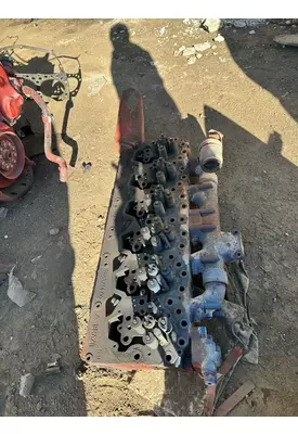 CUMMINS 365 Cylinder Head