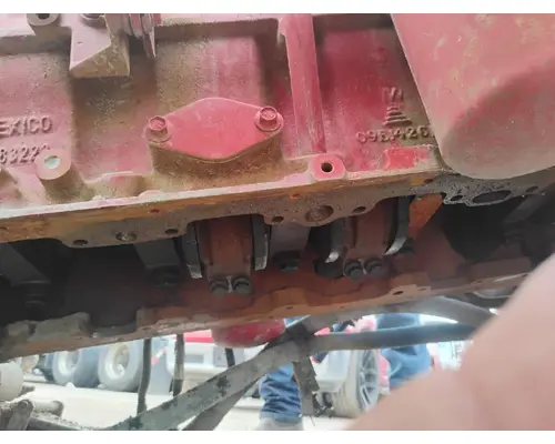 CUMMINS 365 Engine Assembly