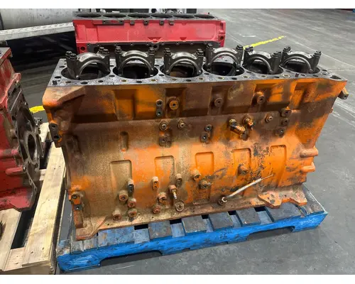 CUMMINS 367 Cylinder Block