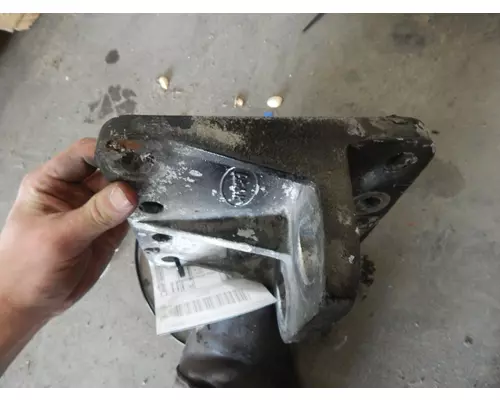 CUMMINS 377 Engine Mounts