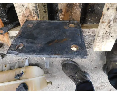 CUMMINS 387 Engine Mounts