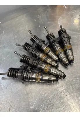 CUMMINS 387 Fuel Injector