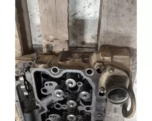 CUMMINS 5.9B Cylinder Head