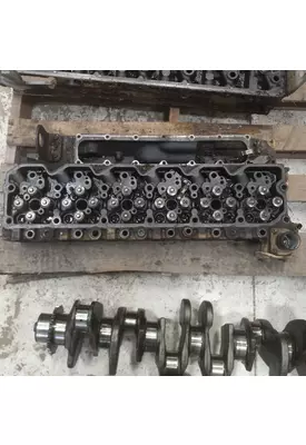 CUMMINS 5.9 Cylinder Head