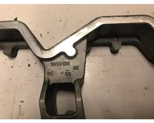 CUMMINS 5.9 Rocker Arm HousingValve Cover Riser