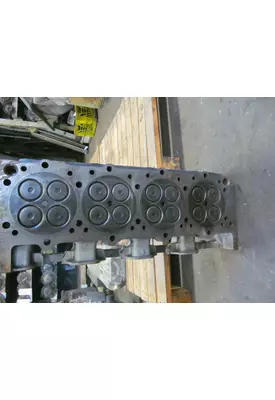 CUMMINS 504 Cylinder Head