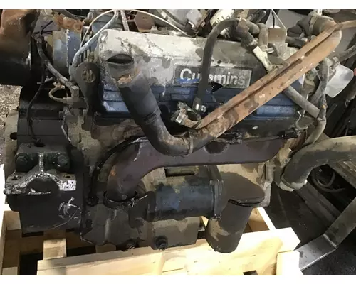 CUMMINS 555 Engine Assembly