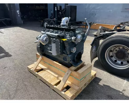 CUMMINS 6CT8.3 Engine Assembly