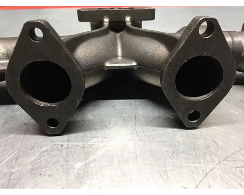 CUMMINS 8.3L Exhaust Manifold