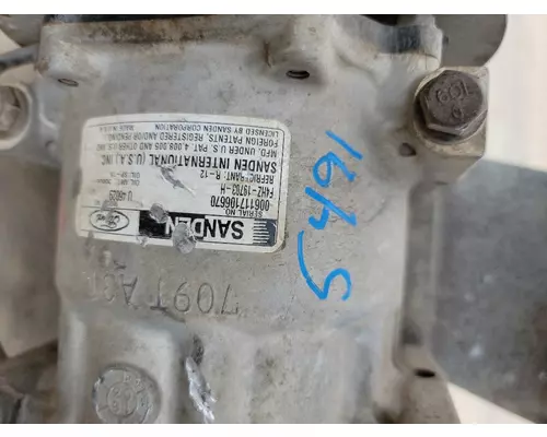 CUMMINS 8.3 Air Conditioner Compressor