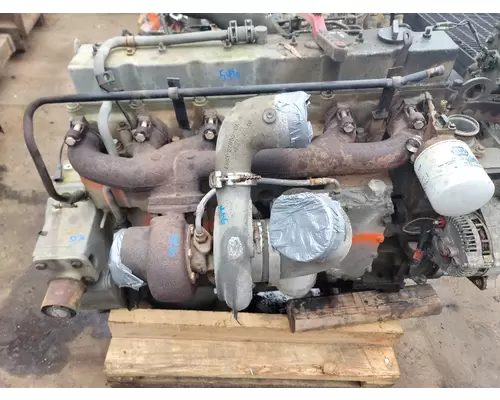 CUMMINS 8.3 Cylinder Head