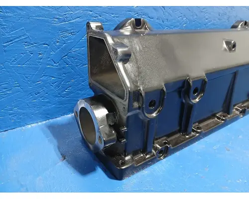 CUMMINS 855 Intake Manifold