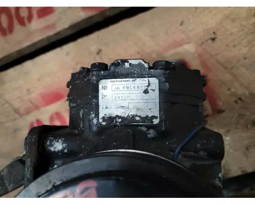 CUMMINS B5.9 Air Conditioner Compressor