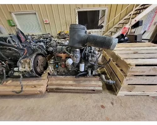 CUMMINS B5.9 Engine Assembly