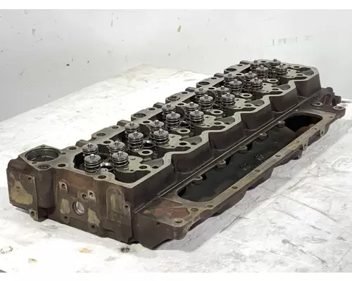 CUMMINS B6.7 Cylinder Head