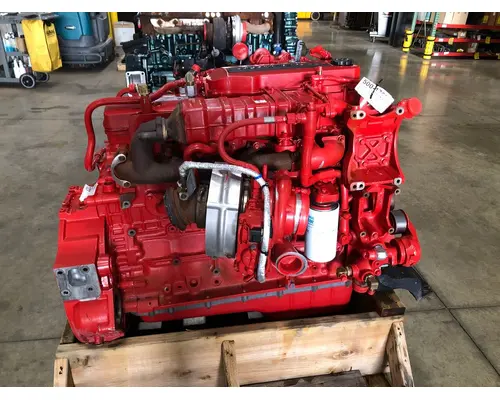 CUMMINS B6.7 Engine Assembly