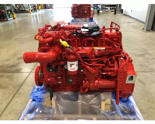 CUMMINS B6.7 Engine Assembly