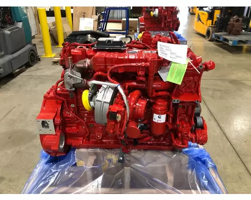 CUMMINS B6.7 Engine Assembly