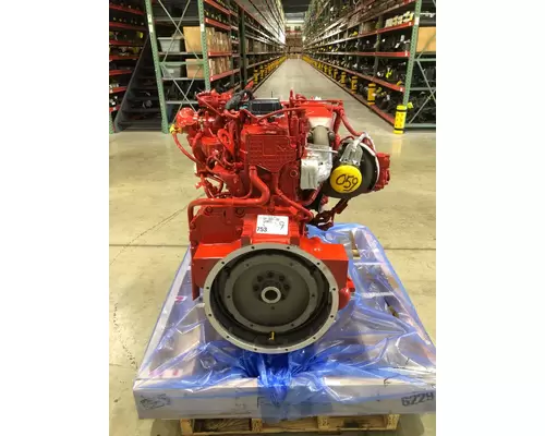 CUMMINS B6.7 Engine Assembly