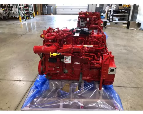 CUMMINS B6.7 Engine Assembly