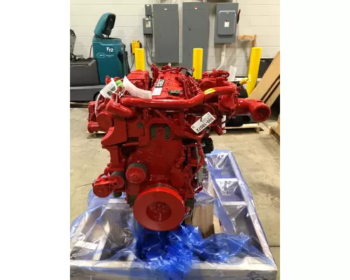 CUMMINS B6.7 Engine Assembly
