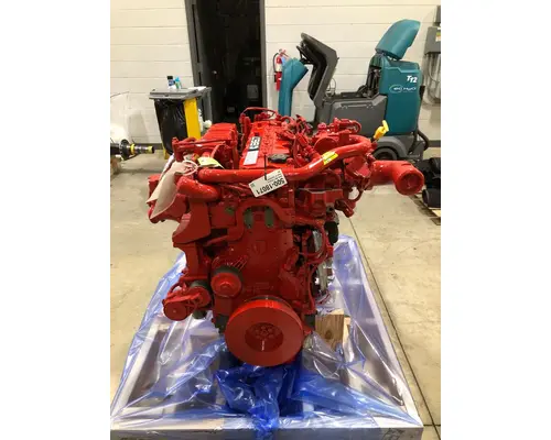 CUMMINS B6.7 Engine Assembly