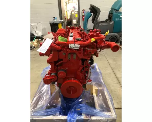 CUMMINS B6.7 Engine Assembly
