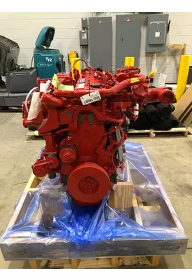 CUMMINS B6.7 Engine Assembly