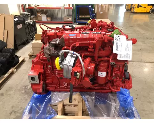CUMMINS B6.7 Engine Assembly