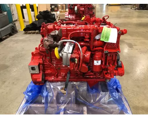 CUMMINS B6.7 Engine Assembly