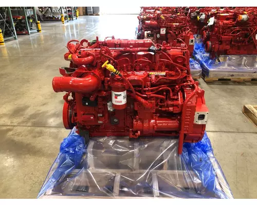 CUMMINS B6.7 Engine Assembly