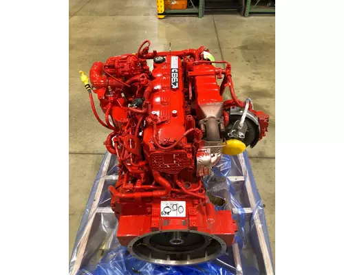 CUMMINS B6.7 Engine Assembly