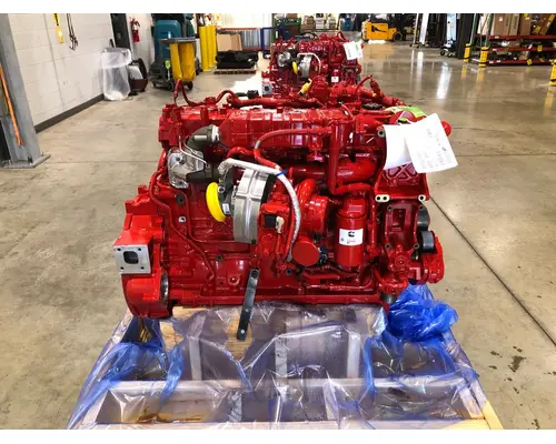 CUMMINS B6.7 Engine Assembly