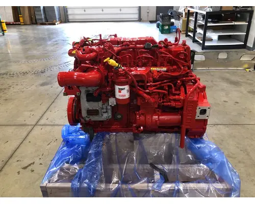 CUMMINS B6.7 Engine Assembly