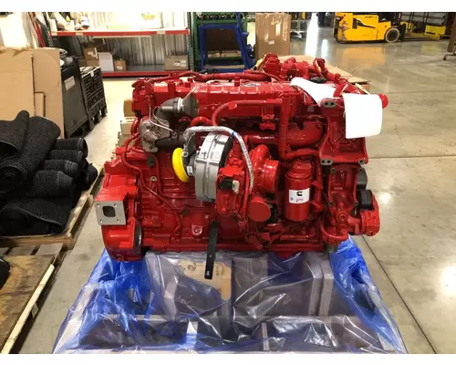 CUMMINS B6.7 Engine Assembly