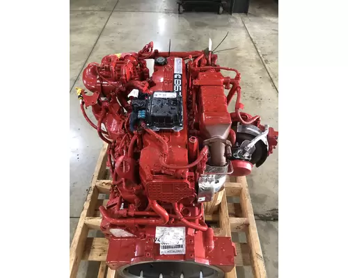 CUMMINS B6.7 Engine Assembly