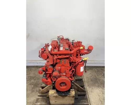 CUMMINS B6.7 Engine Assembly