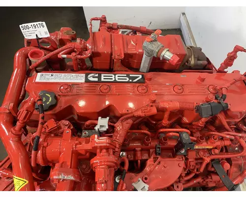 CUMMINS B6.7 Engine Assembly