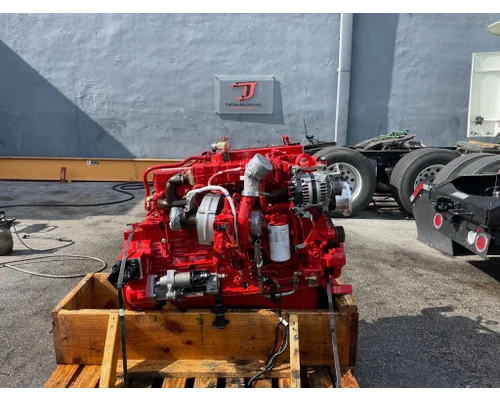 CUMMINS B6.7 Engine Assembly