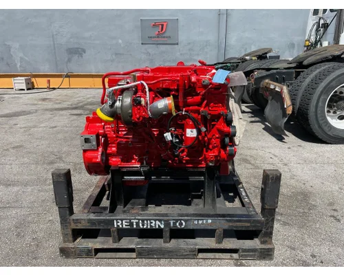 CUMMINS B6.7 Engine Assembly