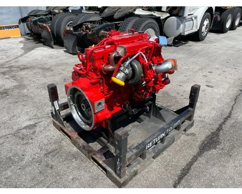 CUMMINS B6.7 Engine Assembly