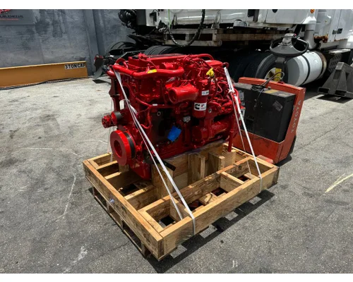 CUMMINS B6.7 Engine Assembly
